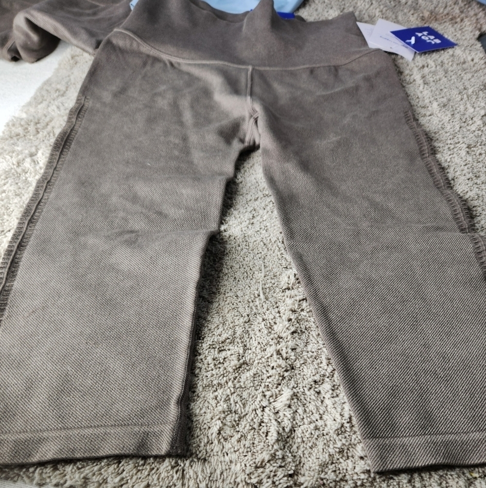 JoyLab Short Persuading Gray High Rise Leggings Size S
